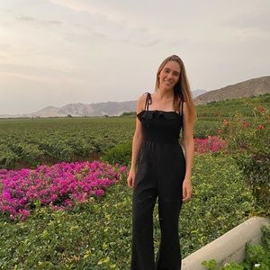 Meet your Posher, Johana